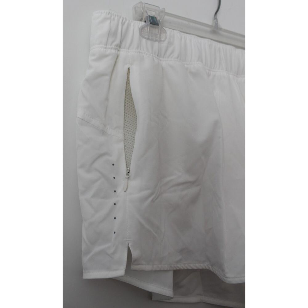 Old Navy Womens Mid-Rise StretchTech Run Shorts Magnolia Multisize NWT - Picture 4 of 5